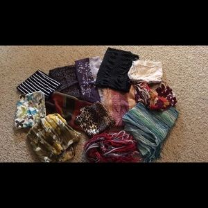 Scarf lot